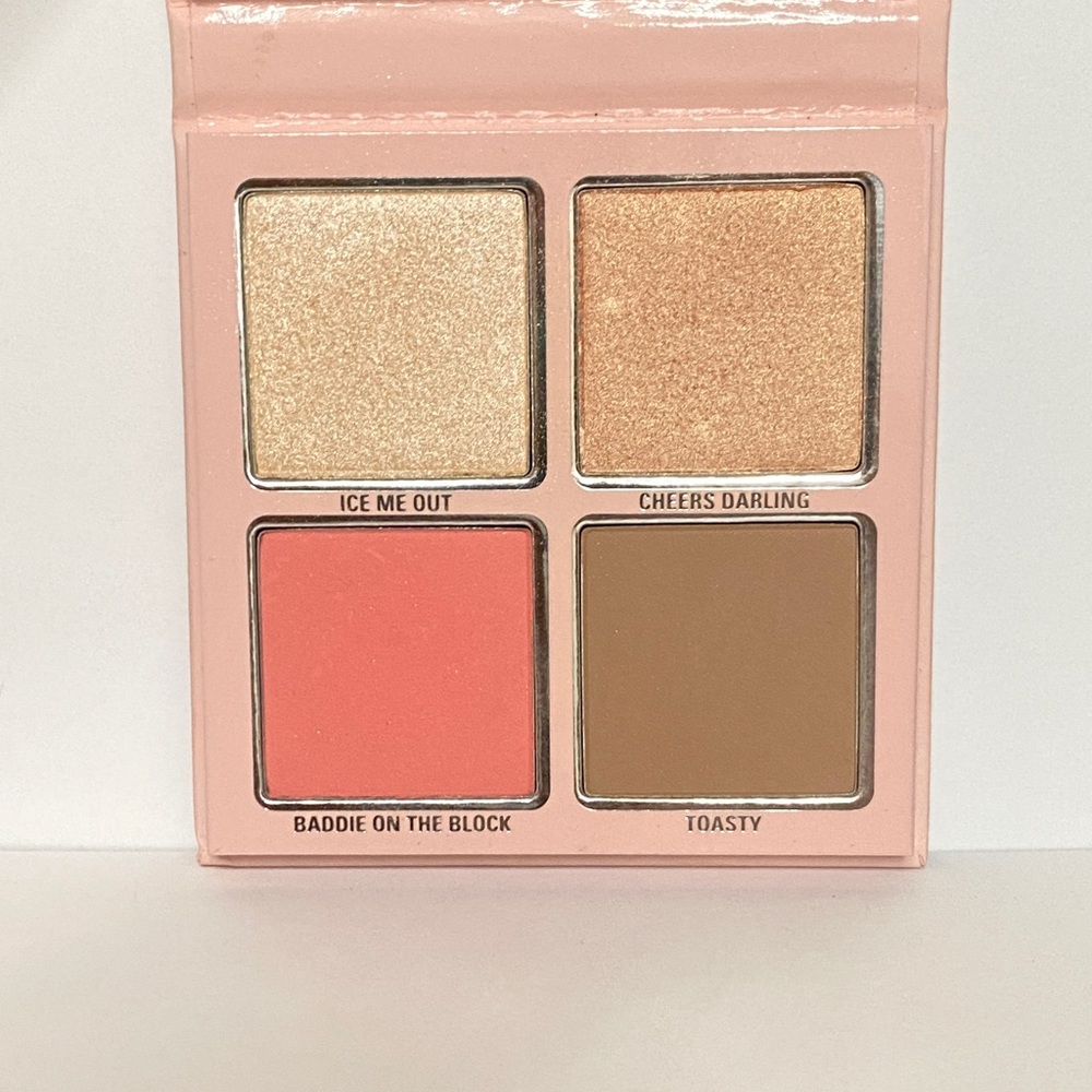 Kylie Cosmetics Holiday Face Palette